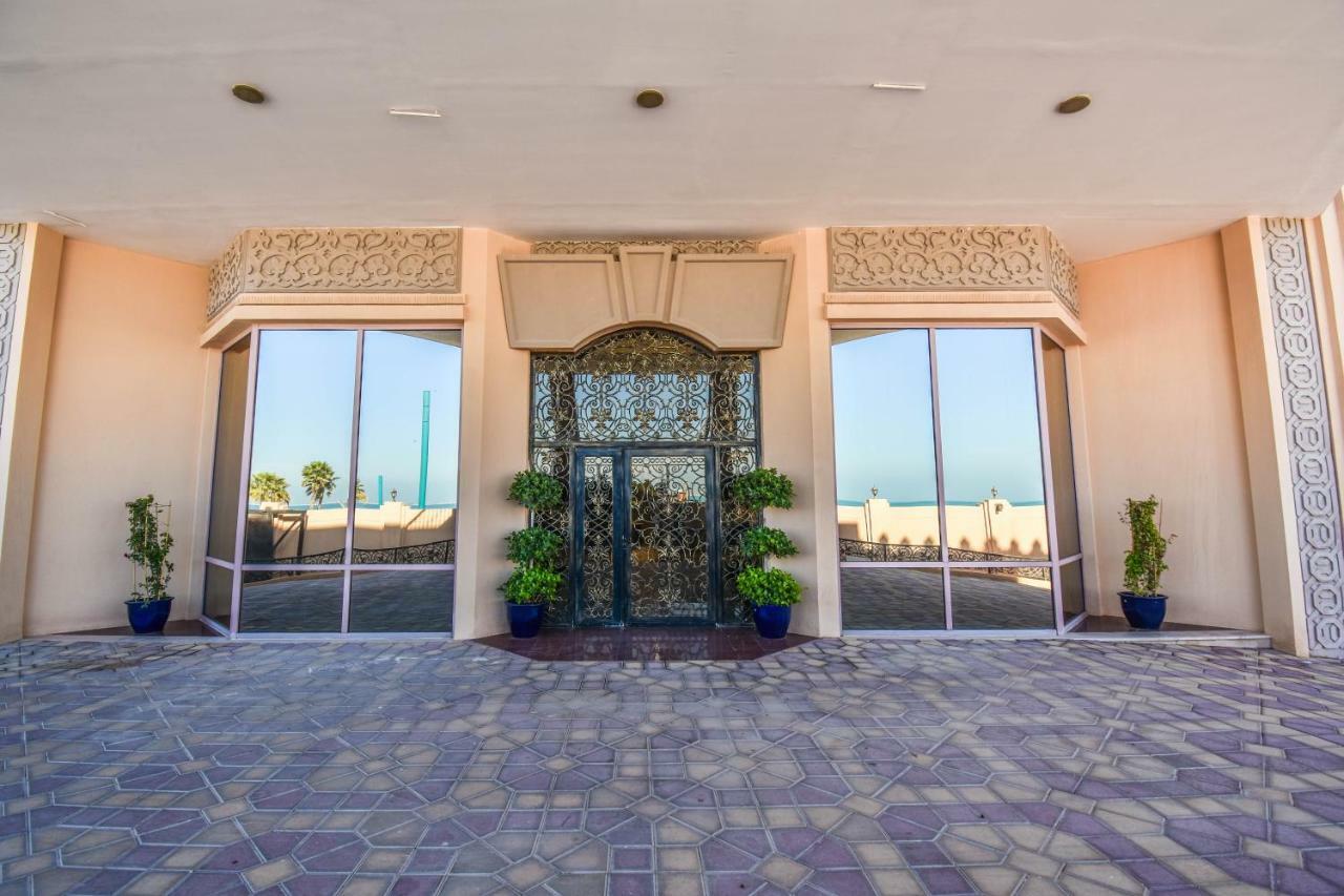 Hometown - Kite Palace - Lavish 7 Bedrooms On Kite Beach
