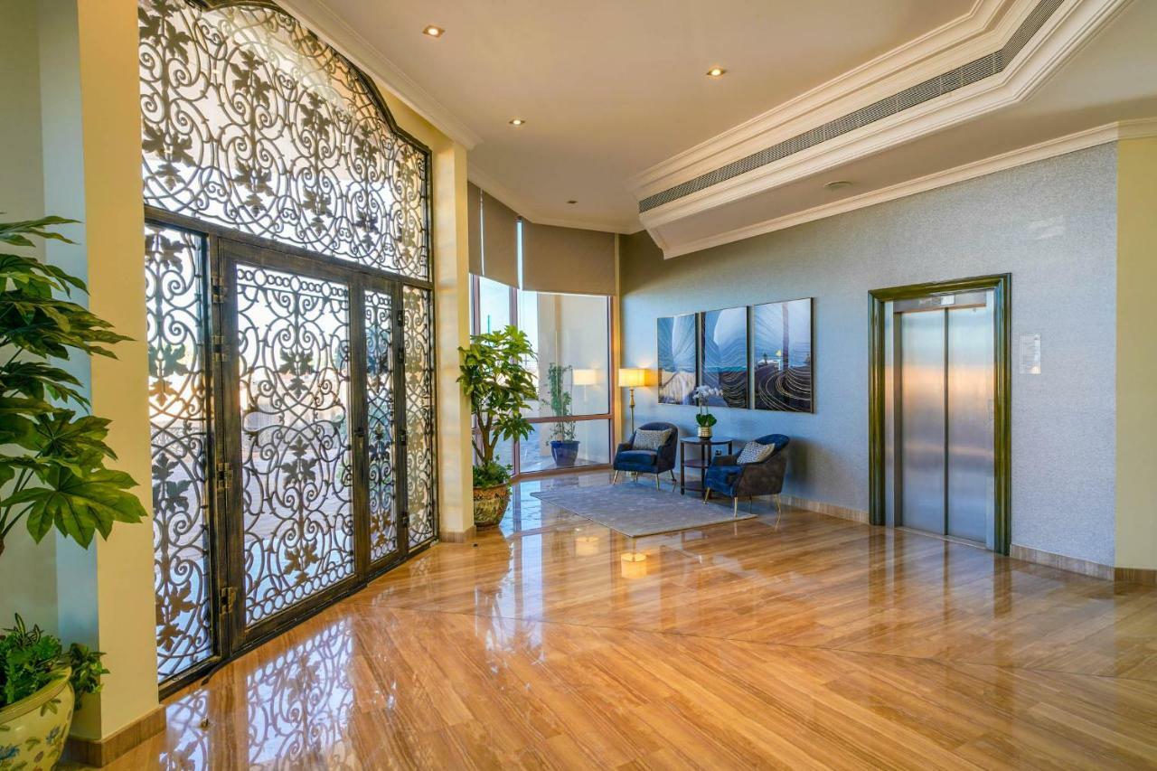 Hometown - Kite Palace - Lavish 7 Bedrooms On Kite Beach Dubai