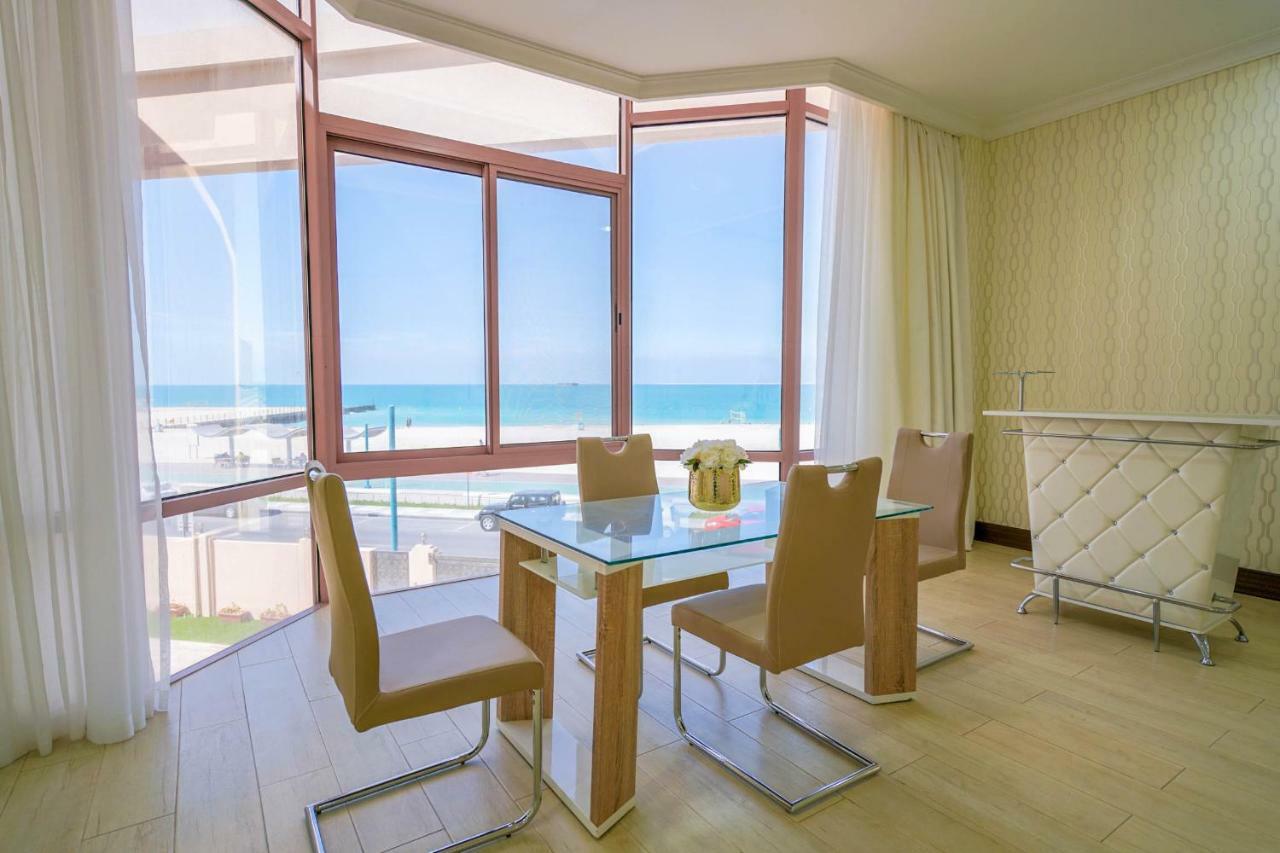 Villa Hometown - Kite Palace - Lavish 7 Bedrooms On Kite Beach *