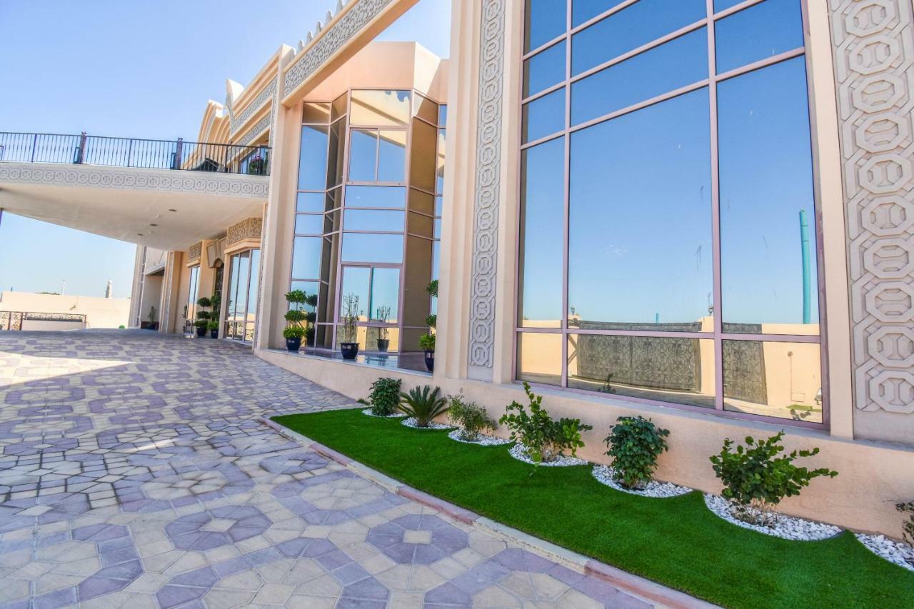 Hometown - Kite Palace - Lavish 7 Bedrooms On Kite Beach * Dubai